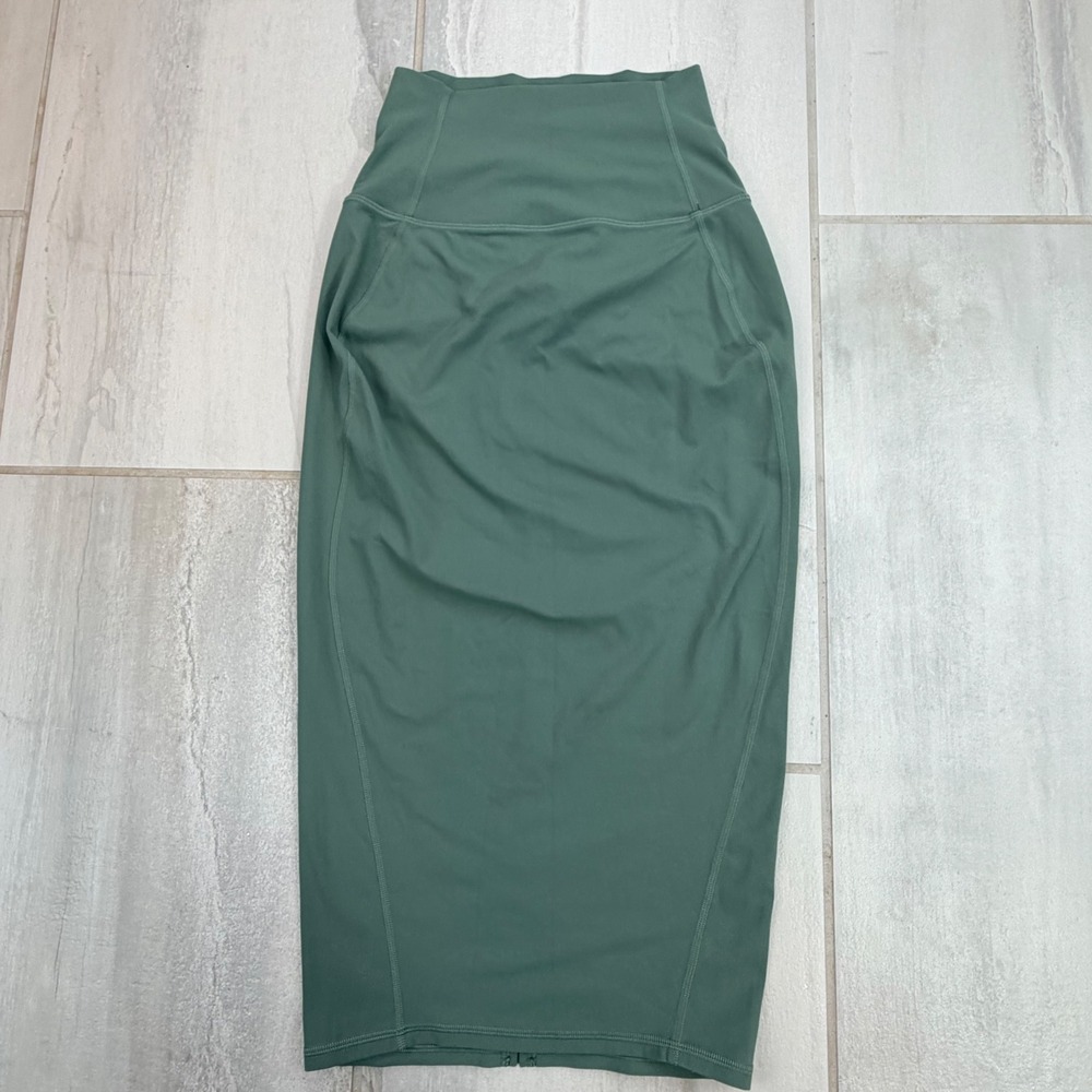 Lululemon Align High-Rise Midi Skirt Green Nulu LW8ALJS Size 2